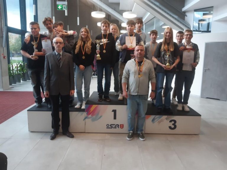 🏆 Sukcesy szachowe „Dwójki”♟️🥇🥉